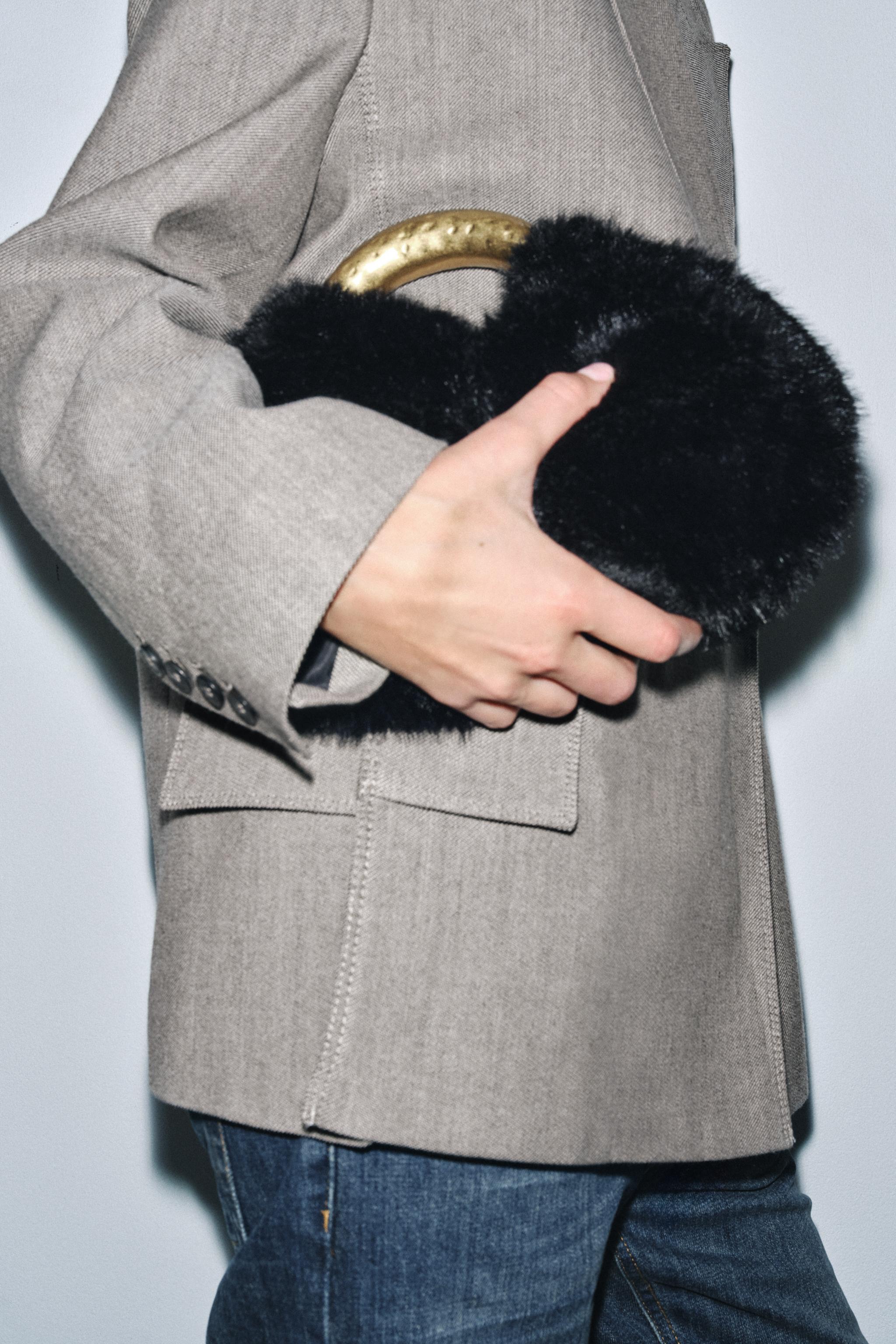 FAUX FUR HANDBAG WITH METAL HANDLE